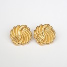 Swirl studs thumbnail