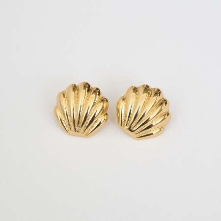 Chunky shell studs