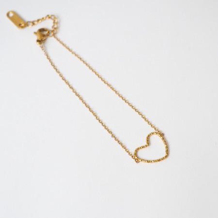 Armbånd med åpent hjerte