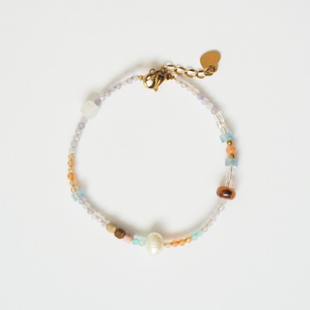 Armbånd i perlemiks 